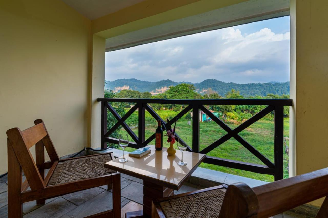 Corbett Wild Resorts & Spa Garjia Exterior foto
